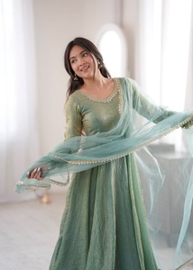 Ensemble de robe de soirée et de mariage toutes saisons, style ethnique Inde Pakistan, Doremon Crush, avec broderie miroir véritable et bordure en dentelle - Product Image 1