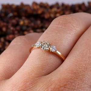 Certificado IGI aprobado 14K oro mujer compromiso CVD VVS DEF todas las formas corte laboratorio cultivado diamante anillo personalizado - Product Image 3