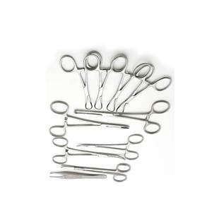 Chirurgie vétérinaire professionnelle : procédure de stérilisation avec porte-aiguille Olsen Hegar pour un contrôle précis des instruments de suture - Product Image 4