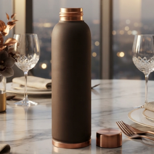 Botella de Agua Moderna y Ecológica de 1 Litro con Tapa de Cobre Puro 100% de Calidad de Exportación con Acabado Marrón Mate, Procedente de la India - Product Image 2
