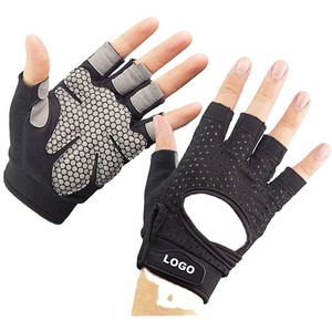 Gants de sport antidérapants en silicone nid d'abeille - Mitaines de musculation respirantes en maille pour femmes et hommes - Gants de fitness légers et rembourrés - Product Image 1
