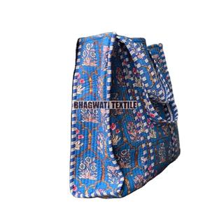 Sac fourre-tout à fleurs réversible en coton matelassé Boho fait à la main Fermeture à glissière durable écologique Logo personnalisé Tissu Casual Tassel - Product Image 2