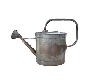 Arrosoir d'inspiration vintage pour la décoration rustique de la maison et du jardin et l'arrosage des plantes - Product Image 5