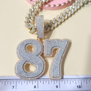 Collar Personalizado con Letra o Número Grande, Diamante Moissanite de Corte Brillante, Plata 925, Lujoso, Certificado, Unisex, OEM - Product Image 2