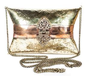 Bolso de mano tipo almohada con marco metálico elegante para mujer india, ideal para bodas y fiestas, con logotipo personalizado en caja. - Product Image 4