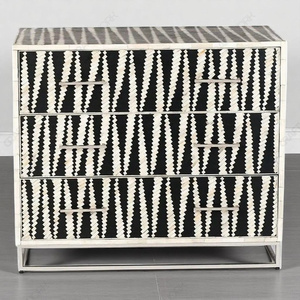 Commode artisanale en os incrusté, rayures géométriques noir et blanc, 6 tiroirs avec base métallique, meuble de rangement moderne pour chambre à coucher - Product Image 1