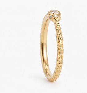 แหวนเงินแท้ 925 ชุบทอง 18k ลายงู แหวนผู้หญิงแบบมินิมอล แหวนงูแบบซ้อนได้ - Product Image 3
