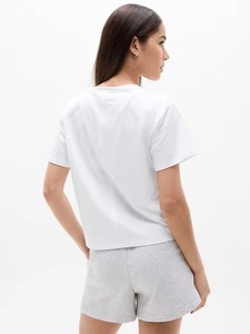 Camiseta Blanca de Algodón con Cuello en V para Mujer, con Bolsillos, Corte Holgado, Informal, Veraniega, con Logotipo Personalizado, Venta al Por Mayor, OEM, Ropa Urbana - Product Image 5