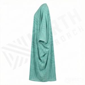 Nouvelle Robe Abaya Kaftan Musulmane Ouverte pour Femmes en Coton Uni Longue – Vente en Gros – Vêtements Islamiques Modestes de Haute Qualité - Product Image 3