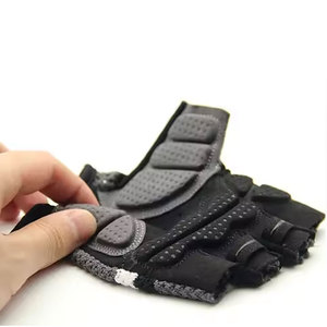 Soft Padded Cycling Gloves With Breathable Fabric Providing Comfortable Hand Fit Shock Absorption And Secure Grip - Product Image 4