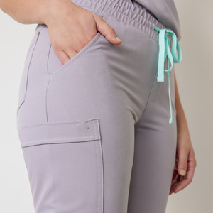 Nouvel ensemble de blouses d'infirmière colorées, uniforme médical, tenue de travail tendance pour hôpital, fournisseur OEM en gros - Product Image 6