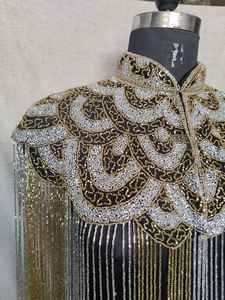 Fabricant de capes à franges perlées à la main en or et argent de luxe, très demandées, pour la couture et les superpositions sur les épaules - Product Image 3