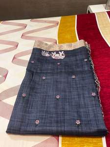 ผ้าซารีวิสโคสแบบดั้งเดิมสำหรับงานเลี้ยงฤดูหนาว Regal Gajraj - ซึมซับความชื้น ไม่ยับง่าย เหมาะสำหรับงานแต่งงานของผู้หญิง - Product Image 3