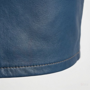 Mini-jupe en cuir bleu pour femme, jupe courte décontractée en similicuir PU, coupe droite, avec bouton - Product Image 6