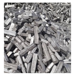 Lingote de Aluminio de Alta Pureza A7 99.7 Por Ciento, Metal de Aluminio Primario para Fabricación Industrial - Product Image 1