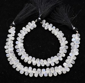 Cuentas de Piedra Lunar Arcoíris Blanca Natural Facetadas en Forma de Lágrima 5x7 MM, Cuentas de Piedra Lunar en Forma de Gota de 8 Pulgadas, Cuentas Facetadas de Arcoíris - Product Image 4