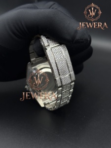 Premium Moissanite Diamond Hip Hop Watch with Iced Out Bezel for Luxury Fashion Brands and OEM Manufacturing Available for Sale - Product Image 2