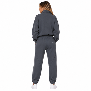 Conjunto Deportivo Premium para Mujer con Cuello Alto y Cierre de Cremallera, Sudadera de Corte Holgado, Pantalones Deportivos con Ribete en Contraste, Sudaderas con Capucha Personalizadas al por Mayor - Product Image 2