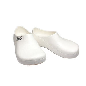 ห้องครัวตามหลักสรีรศาสตร์เชฟ Clogs รองเท้ารองเท้า eva และรองเท้าแตะ EVA รองเท้าแตะผู้ชายรองเท้าทํางานโลโก้สีที่กําหนดเองผู้หญิง Clogs