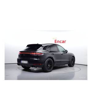 Porsche Macan 2.0 2019 con 73,624 km, Asientos de Cuero, Volante a la Izquierda, Cámara Trasera - Product Image 2