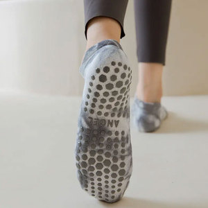 Custom Logo Anti-Slip <b>Grip</b> Football <b>Socks</b> for Men High Quality Breathable Athletic Soccer Short <b>Socks</b> Non-Slip Crew Knitted - Product Image 3