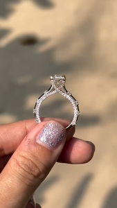 Bague solitaire de fiançailles en or massif 14 carats avec diamant de laboratoire taille radiant de 3 carats, style vintage, cadeau d'anniversaire - Product Image 2