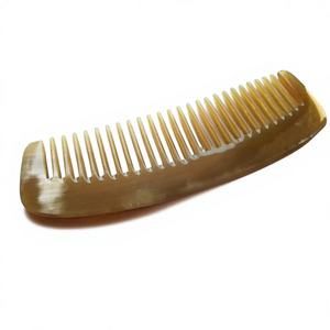 Peineta de Pelo Nupcial Elegante Vintage de Cuerno Natural para Mujer y Hombre, Uso en Salón, Ecológica, Duradera, de Alta Calidad, Hecha a Mano, Impermeable - Product Image 1