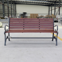 Banc de jardin incurvé élégant 2025 – Meilleur prix – Assise extérieure classique teinte foncée – Sièges publics résistants aux intempéries