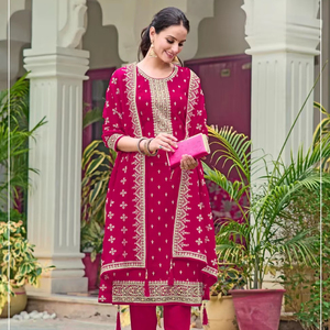 ชุดสัลวาร์ คามีซ ฟ็อกซ์ จอร์เจตต์ แบบเย็บกึ่งสำเร็จสำหรับผู้หญิง พร้อมงานปักและเลื่อม ดีไซน์ทันสมัยสำหรับงานแต่งงานและงานดิวาลี - Product Image 1