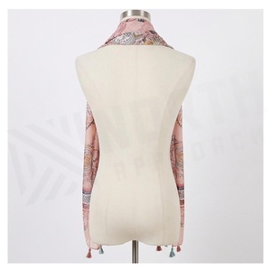 Bufanda Larga de Seda para Mujer, Estampado Floral, Estilo Étnico, Multifuncional, Accesorio de Moda para Todas las Temporadas con Borlas - Product Image 3