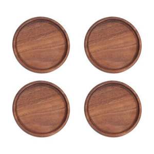 Posavasos clásico de madera hecho de madera dura curada que garantiza resistencia a la rotura y la deformación con el paso del tiempo. - Product Image 1