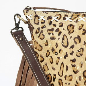 Sac bandoulière en cuir suédé de vache style western, sac à main sculpté à la main avec franges, style cowgirl - Product Image 6