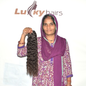 Venta al por mayor de fábrica: Paquetes de cabello humano rizado y ondulado con corte recto, tipo Water Wave, cabello indio Remy virgen, trama densa, textura natural, fácil de aplicar en salones. - Product Image 5