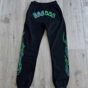 Pantalons de jogging pour hommes avec impression DTF de qualité supérieure, logo personnalisé, en molleton de coton, respirants, tissu de haute qualité, fabrication OEM et ODM - Product Image 6