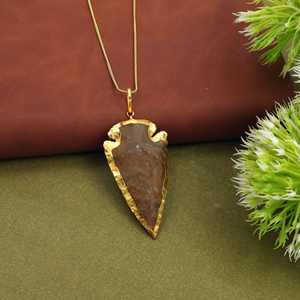 Collar con colgante de hoja con punta de flecha dorada, hecho a mano con piedra, estilo bohemio tribal, regalo para ella - Product Image 4