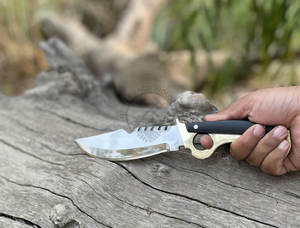 Nouveau Couteau de Chasse Daryl The Walking Dead Haut de Gamme Fait Main, Lame Full Tang en Acier à Haute Teneur en Carbone de 6,5 pouces, Manche en Bois Pakka et Laiton - Product Image 5