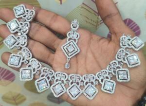 Conjunto de Collar de Latón con Aspecto de Plata Oxidada para Mujer, Joyería Contemporánea Antialérgica para Uso Diario, Universitario y Festivo - Product Image 2