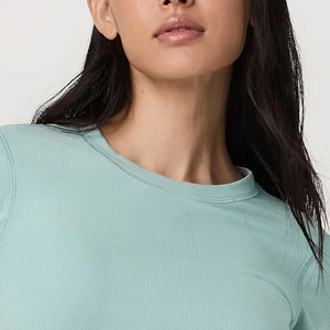 Diseño Minimalista Estampado, Algodón Suave para Uso Diario, Diseño Recortado con Cuello Redondo / Diseño de Color Sólido, Precio Económico, Servicio OEM - Product Image 2
