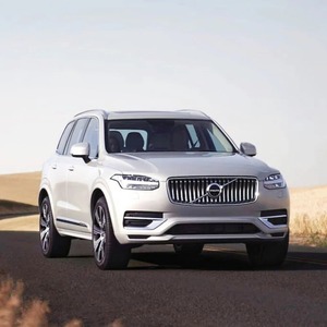 วอลโว่ XC90 รถเอสยูวีหรูหราขับเคลื่อนสี่ล้อ ประสิทธิภาพสูง สำหรับครอบครัว เกียร์อัตโนมัติ คุณภาพพรีเมียม รถใหม่และรถมือสอง สำหรับส่งออก - Product Image 3