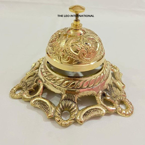 Cloche de table artisanale en laiton massif, gravure décorative, logo personnalisé pour hôtels de luxe, hôtellerie, fournisseurs en gros - Product Image 5