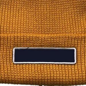 Gorro de Invierno Unisex con Logotipo Bordado Personalizado, 100% Acrílico, Tejido Cálido, para Senderismo al Aire Libre, Gorros Jacquard - Product Image 5