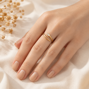 Bague de Fiançailles et de Promesse pour Femme en Or Jaune 10K avec Diamant de Coupe Marquise et Pierre de Laboratoire, Modèle Bypass - Product Image 4