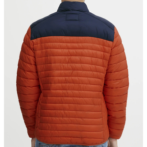 Veste matelassée pour homme, design épuré, rembourrage, fermeture éclair intégrale, col montant, confortable, idéale pour les tenues décontractées et les tenues d'hiver décontractées. - Product Image 2