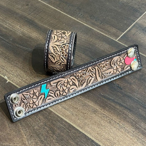 กำไลข้อมือหนังวัวแท้แฟชั่นทันสมัยสำหรับผู้หญิงสายรัดข้อมือกว้างสายรัดข้อมือ - Product Image 4