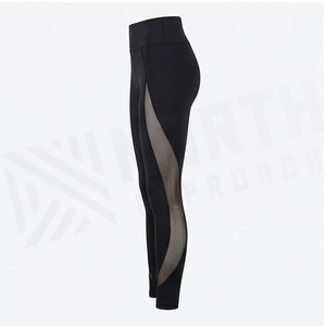 Leggings de yoga taille haute pleine longueur avec découpes en maille, extensibles dans quatre directions, sans coutures, couleur noire unie, vêtements de sport pour femmes - Product Image 3