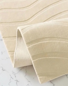 Alfombra de Lana Abstracta de Pelo Corto Hecha a Mano con Base de Látex, Ecológica y Apta para Mascotas, Diseño Moderno para Hogar, Bar o Oración - Product Image 5