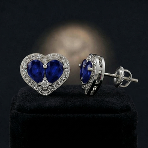 เครื่องประดับทองคำ 14KT สุดหรู พร้อมใบรับรอง แซฟไฟร์สีน้ำเงินทรงลูกแพร์ธรรมชาติ และเพชรทรงกลม ต่างหูแบบติดหูทรงหัวใจประดับเพชรแบบไมโครเพฟ - Product Image 1