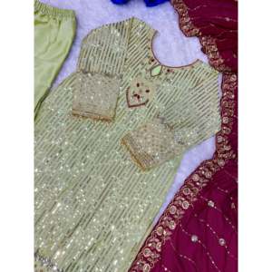 Ensemble haut, bas et dupatta de créateur fait main pour soirée, avec broderies et taille naturelle - Product Image 6