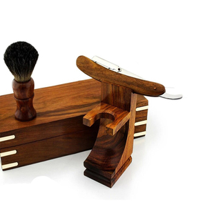 Brocha de Afeitar Profesional Badger, Pelo de Pelo de Ardilla Silvertip, Mango de Madera, Incluye Navaja de Afeitar Recta y Caja de Madera para Hombre - Product Image 6
