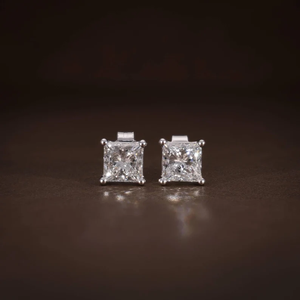 Boucles d'oreilles clous en diamants de laboratoire pour femmes, taille princesse, 2,06 carats au total, diamants certifiés E VVS2, bijoux fins élégants - Product Image 1